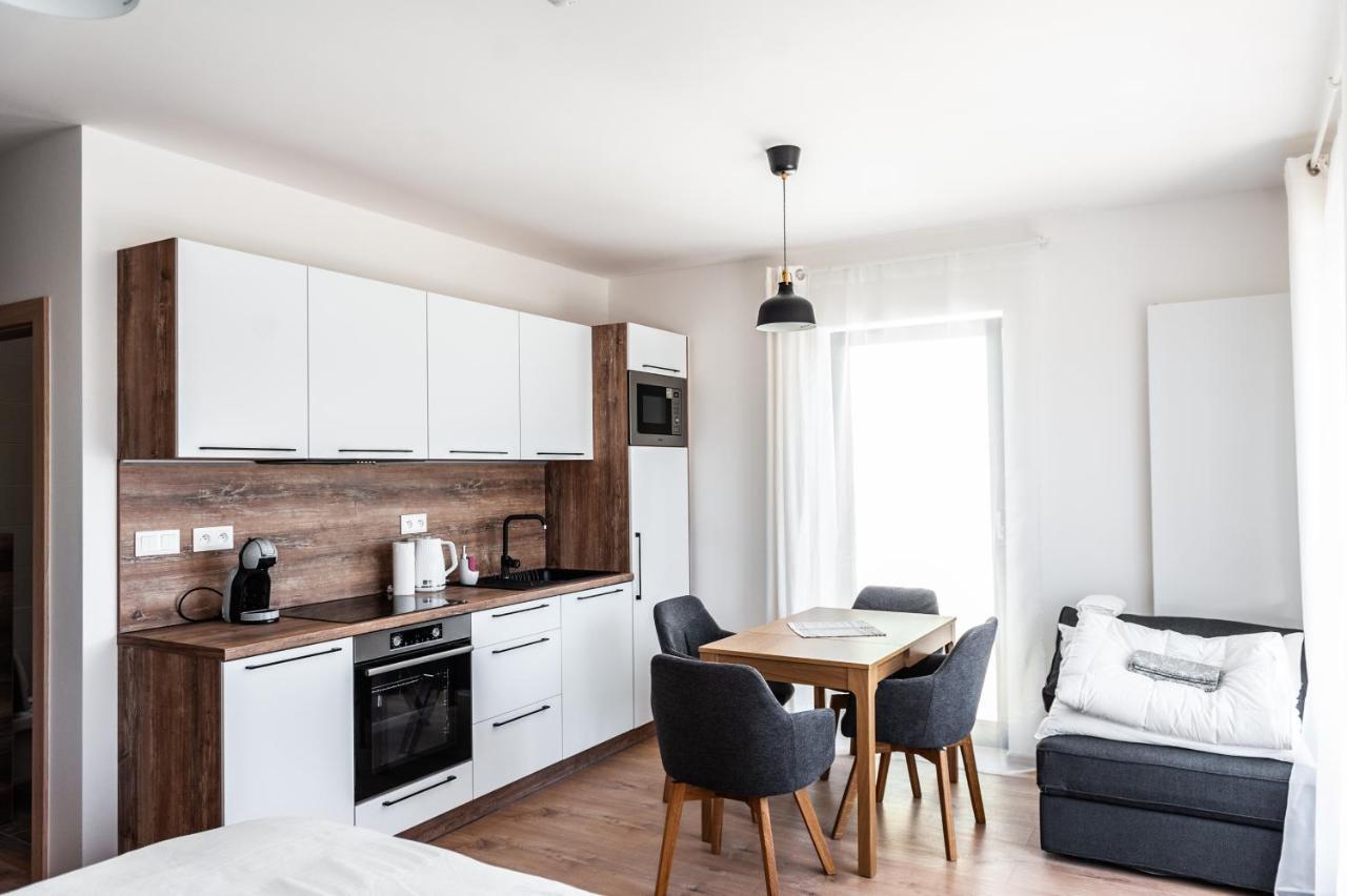 Apartmany Besen Besenova Bagian luar foto