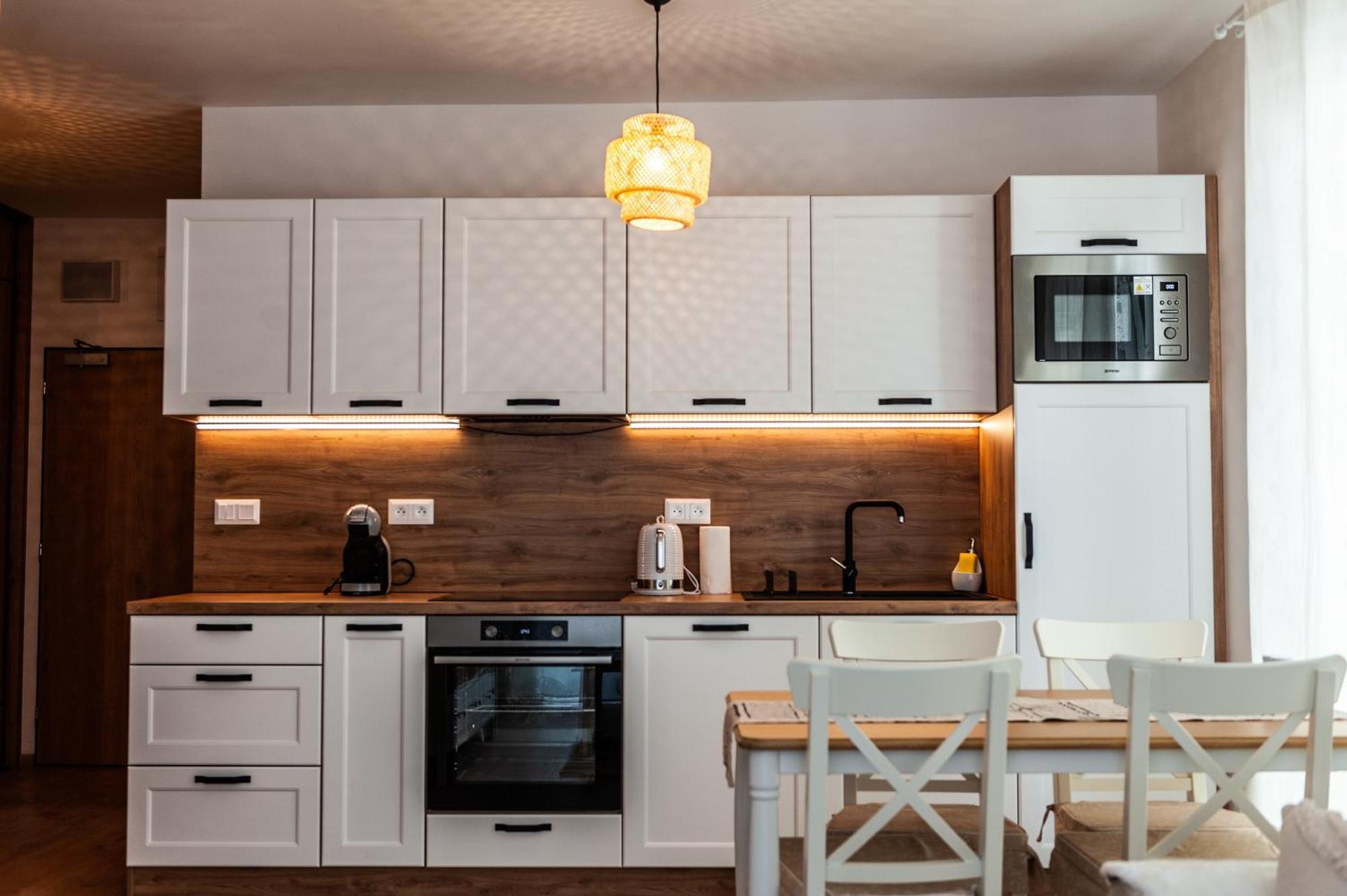 Apartmany Besen Besenova Bagian luar foto